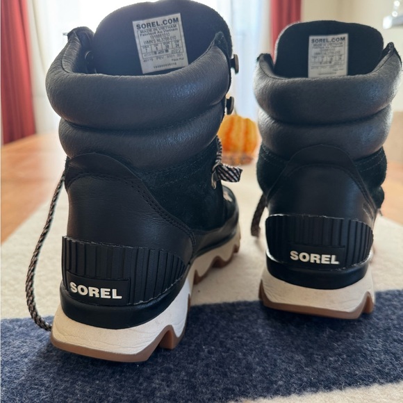 SOREL Kinetic Conquest Sneaker size 7 Black - Picture 11 of 16